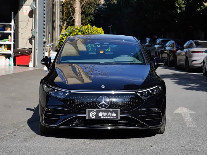 Фото 2 - Mercedes-Benz EQS