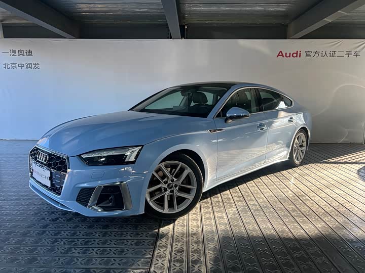 Фото 1 - Audi A5
