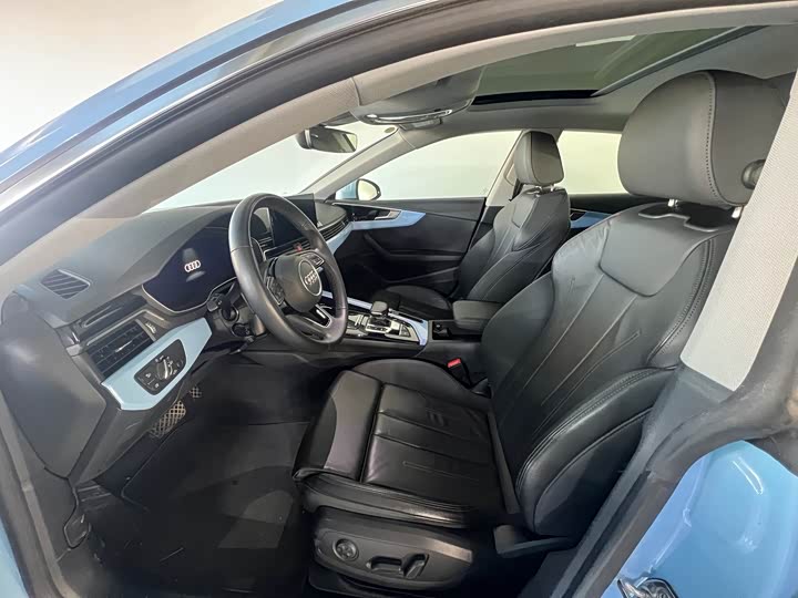 Фото 7 - Audi A5