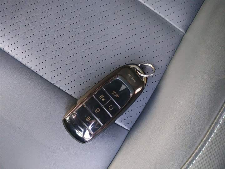 Фото 9 - GAC Aion Y