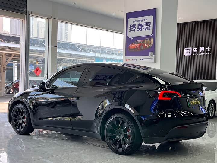 Фото 7 - Tesla Model Y