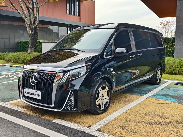 Фото 1 - Mercedes-Benz Vito