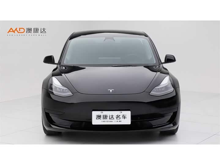 Фото 2 - Tesla Model 3