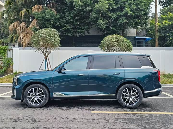 Фото 3 - GAC Trumpchi GS8