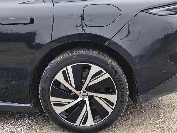 Фото 7 - Nio ET5