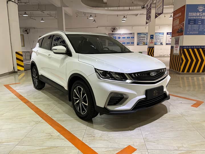 Фото 3 - Geely Coolray