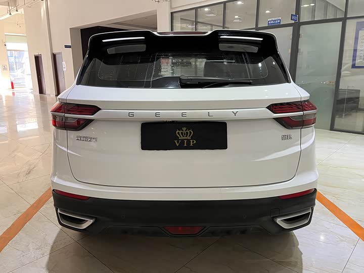 Фото 5 - Geely Coolray