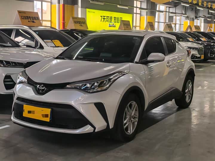 Фото 1 - Toyota C-HR