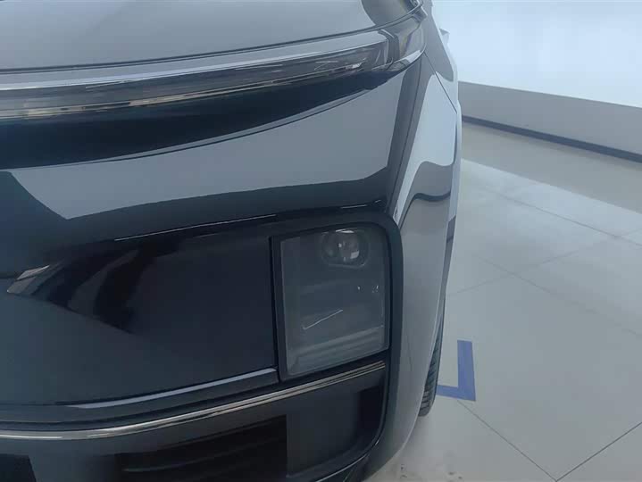 Фото 5 - LiXiang L9