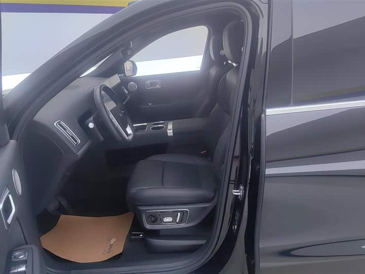 Фото 9 - LiXiang L9