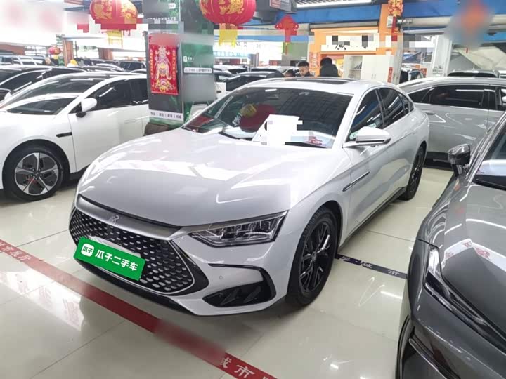 Фото 2 - BYD Han