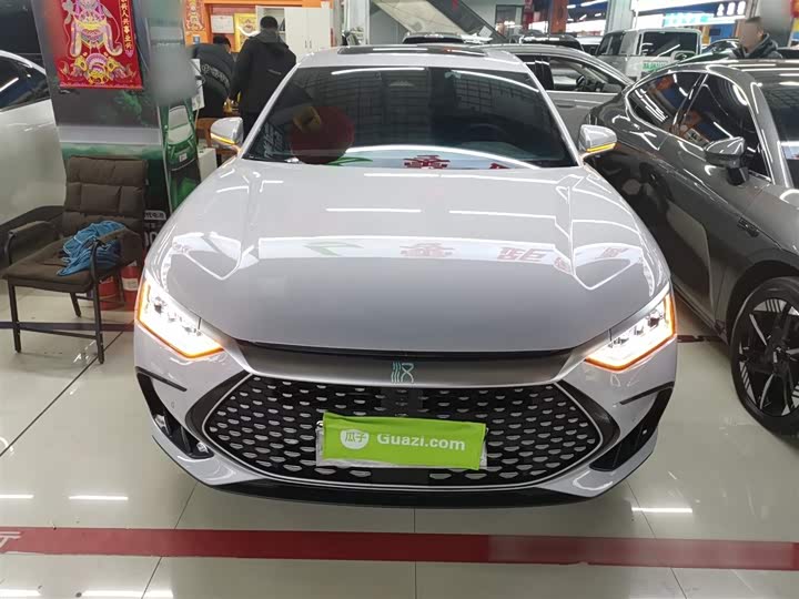 Фото 3 - BYD Han