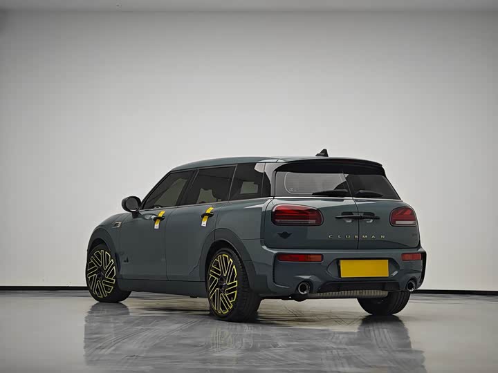 Фото 6 - Mini Clubman JCW