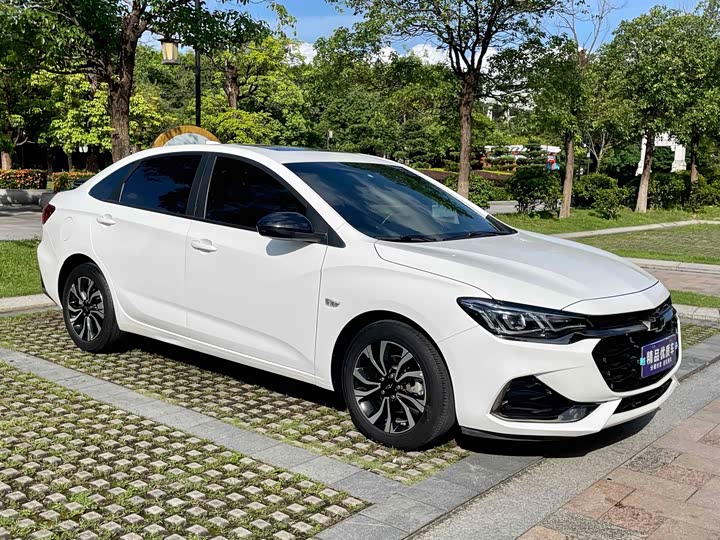 Фото 3 - Chevrolet Monza