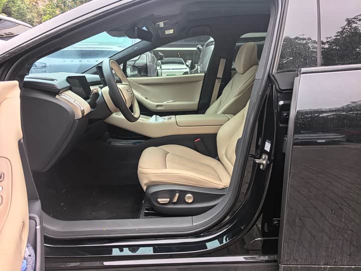 Фото 2 - XPeng F57