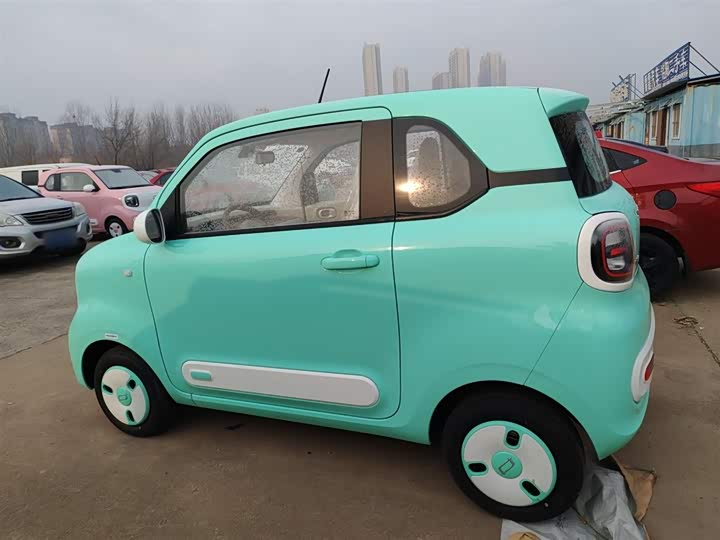 Фото 5 - Bestune Pony