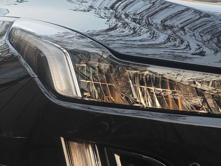 Фото 9 - Cadillac CT5