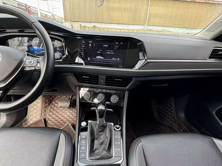 Фото 5 - Volkswagen Sagitar L