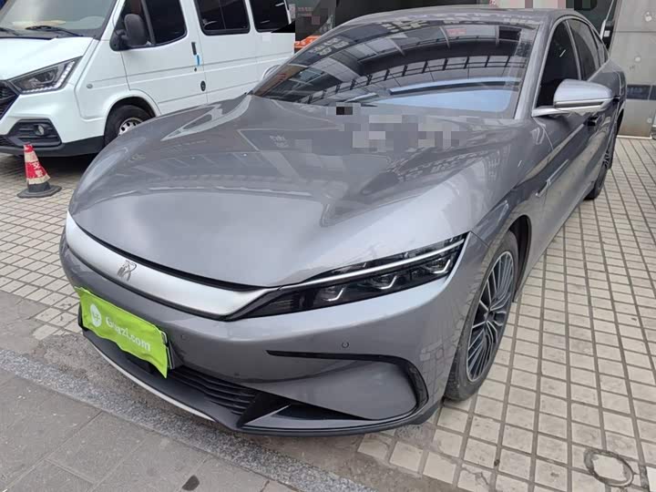 Фото 2 - BYD Han