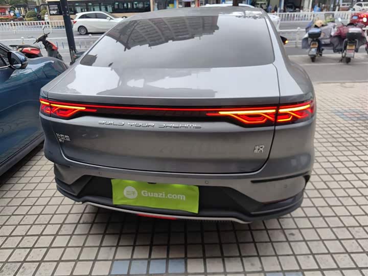 Фото 6 - BYD Han