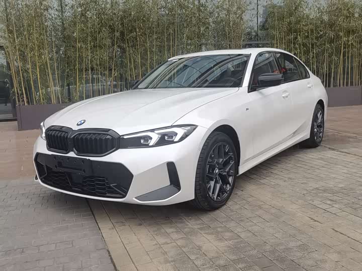 Фото 1 - BMW 3 Series