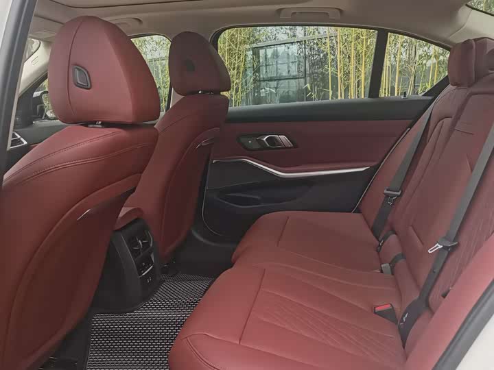 Фото 8 - BMW 3 Series