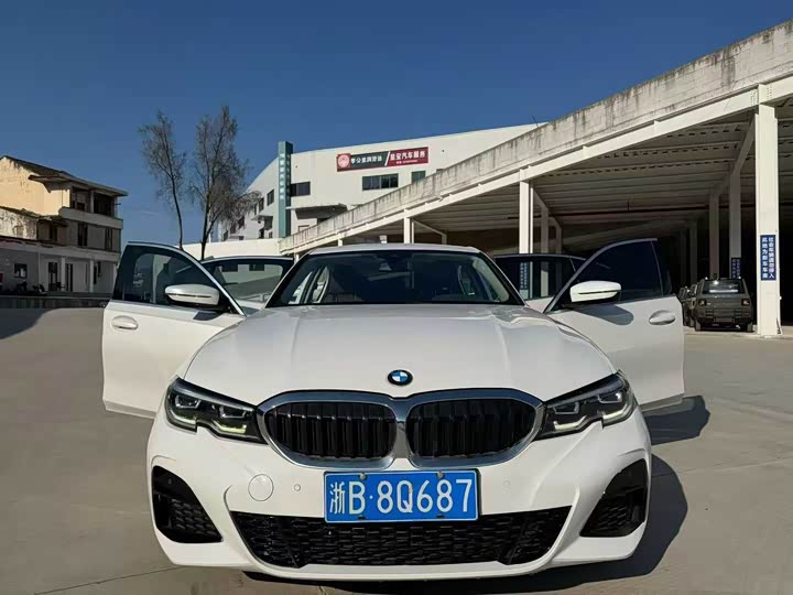 Фото 2 - BMW 3 Series