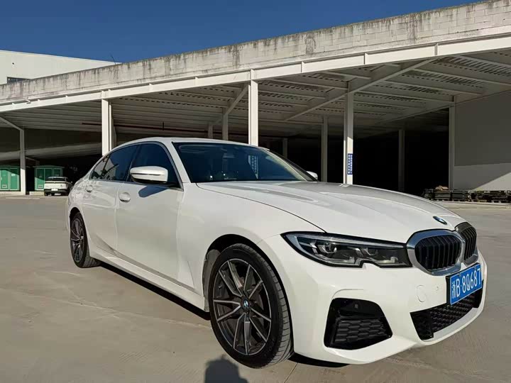 Фото 3 - BMW 3 Series