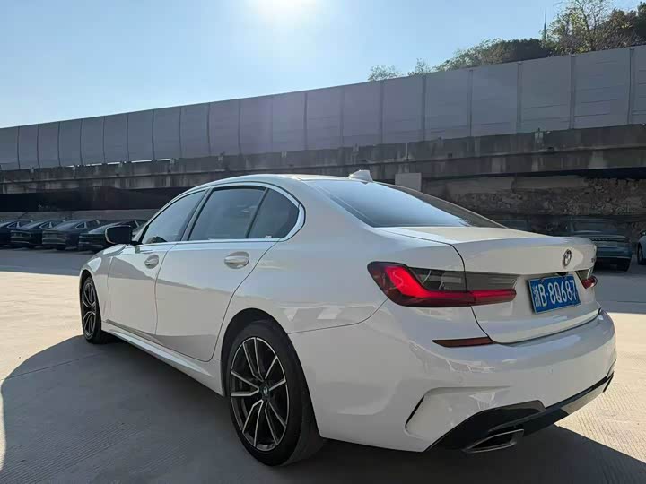 Фото 7 - BMW 3 Series