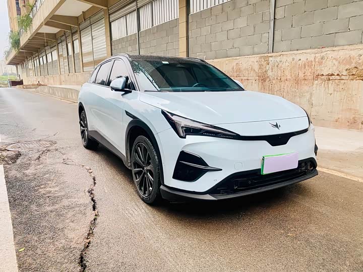 Фото 3 - BAIC Arcfox Alpha T5