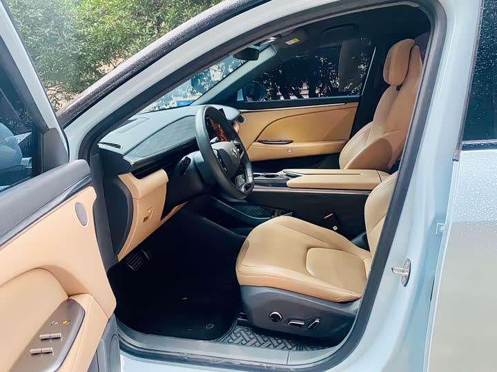 Фото 7 - BAIC Arcfox Alpha T5