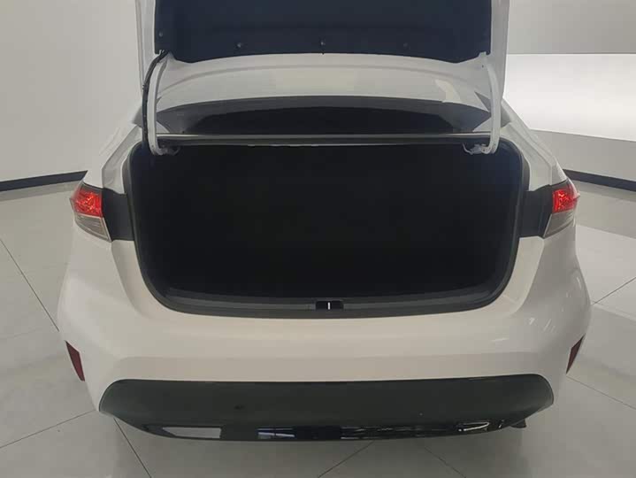 Фото 4 - Toyota Levin