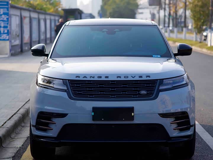 Фото 2 - Land Rover Range Rover Velar