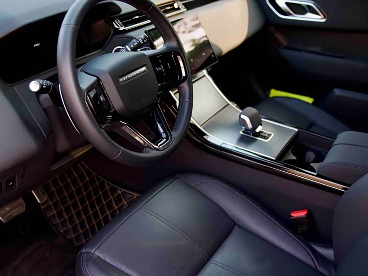 Фото 7 - Land Rover Range Rover Velar