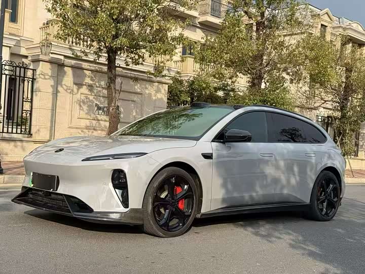 Фото 2 - Nio ET5T