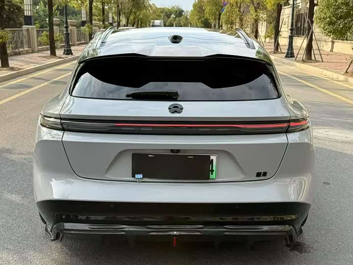 Фото 9 - Nio ET5T