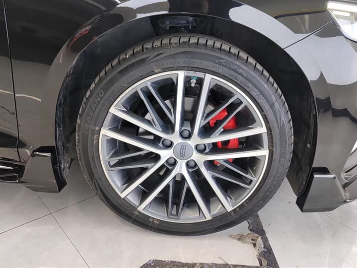 Фото 6 - Geely Preface