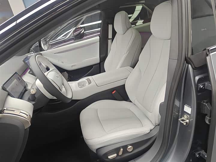 Фото 7 - XPeng F57