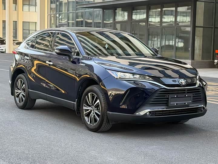 Фото 3 - Toyota Harrier