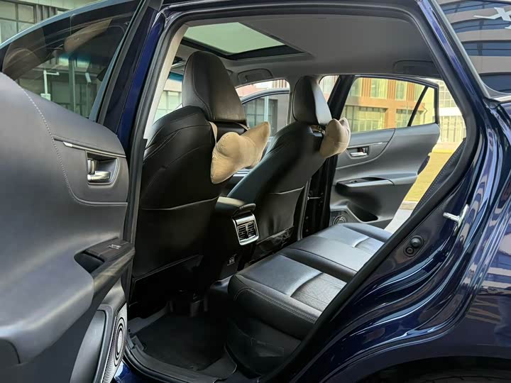 Фото 5 - Toyota Harrier