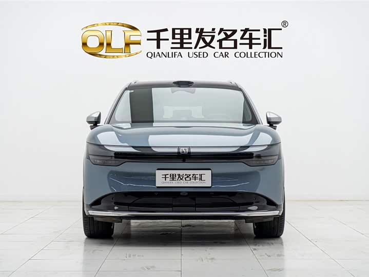 Фото 2 - Zeekr 7X