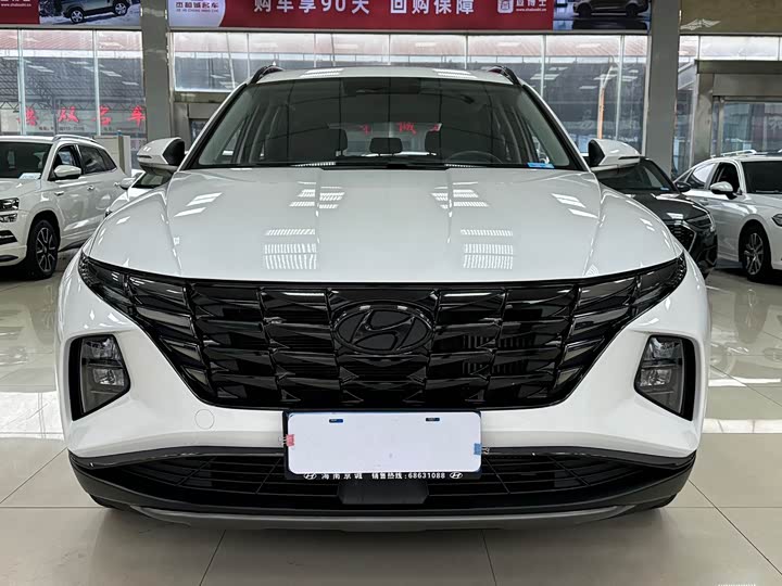 Фото 2 - Hyundai Tucson L