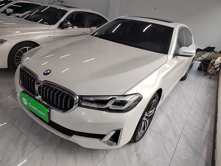 Фото 2 - BMW 5 Series