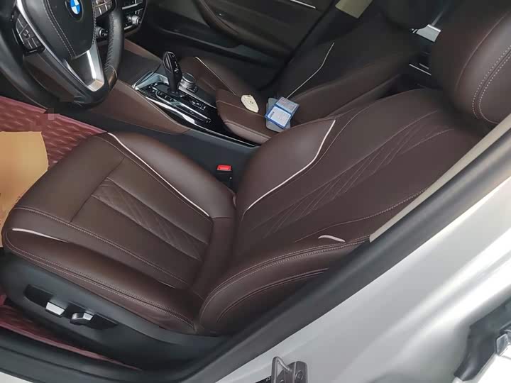 Фото 7 - BMW 5 Series