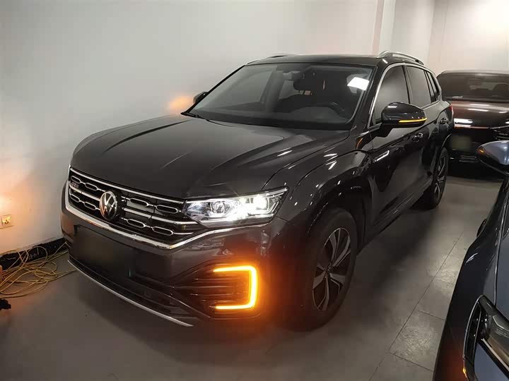 Фото 2 - Volkswagen Tayron GTE Hybrid