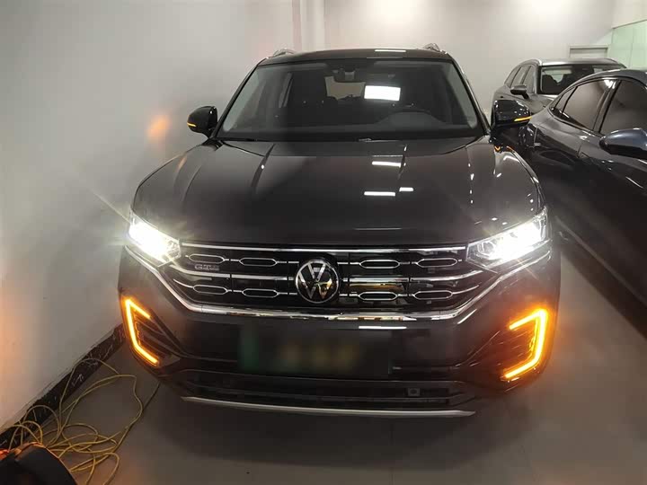 Фото 3 - Volkswagen Tayron GTE Hybrid