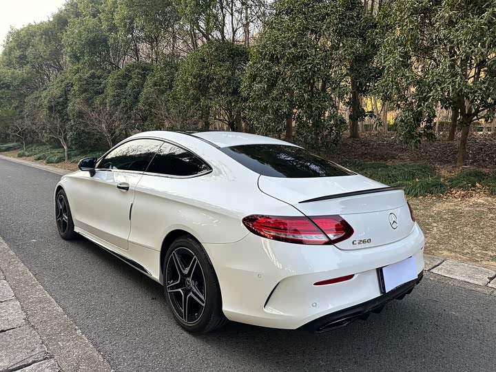 Фото 4 - Mercedes-Benz C-Class