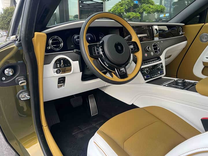 Фото 2 - Rolls-Royce Spectre