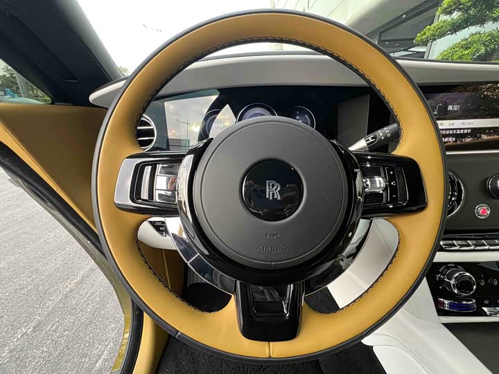 Фото 4 - Rolls-Royce Spectre