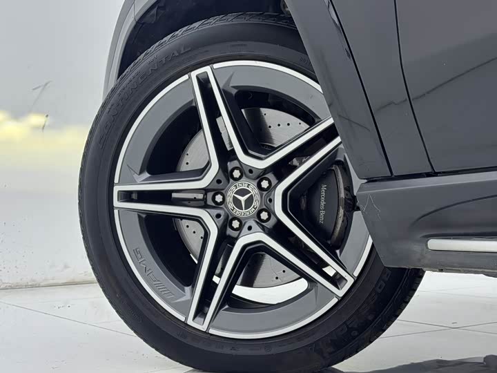 Фото 8 - Mercedes-Benz GLS-Class